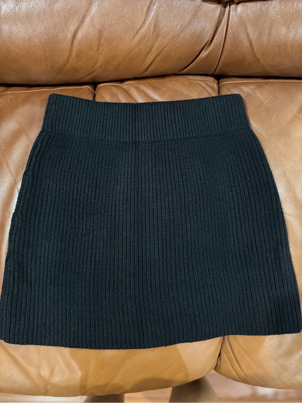 Zara Black Ribbed Knit Mini Skirt - Women